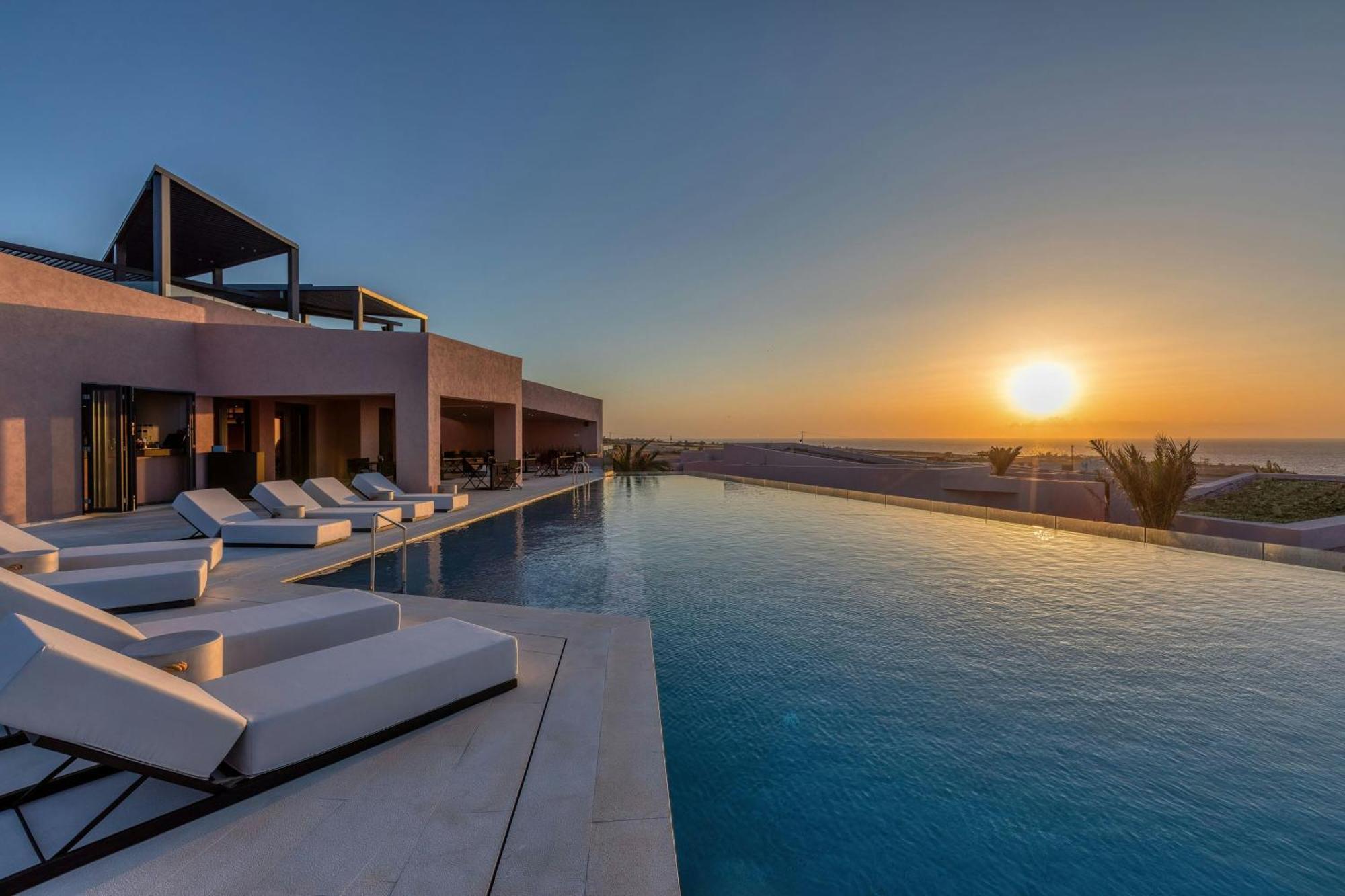 Domes Novos Santorini, Autograph Collection Hotel Oia  Exterior photo